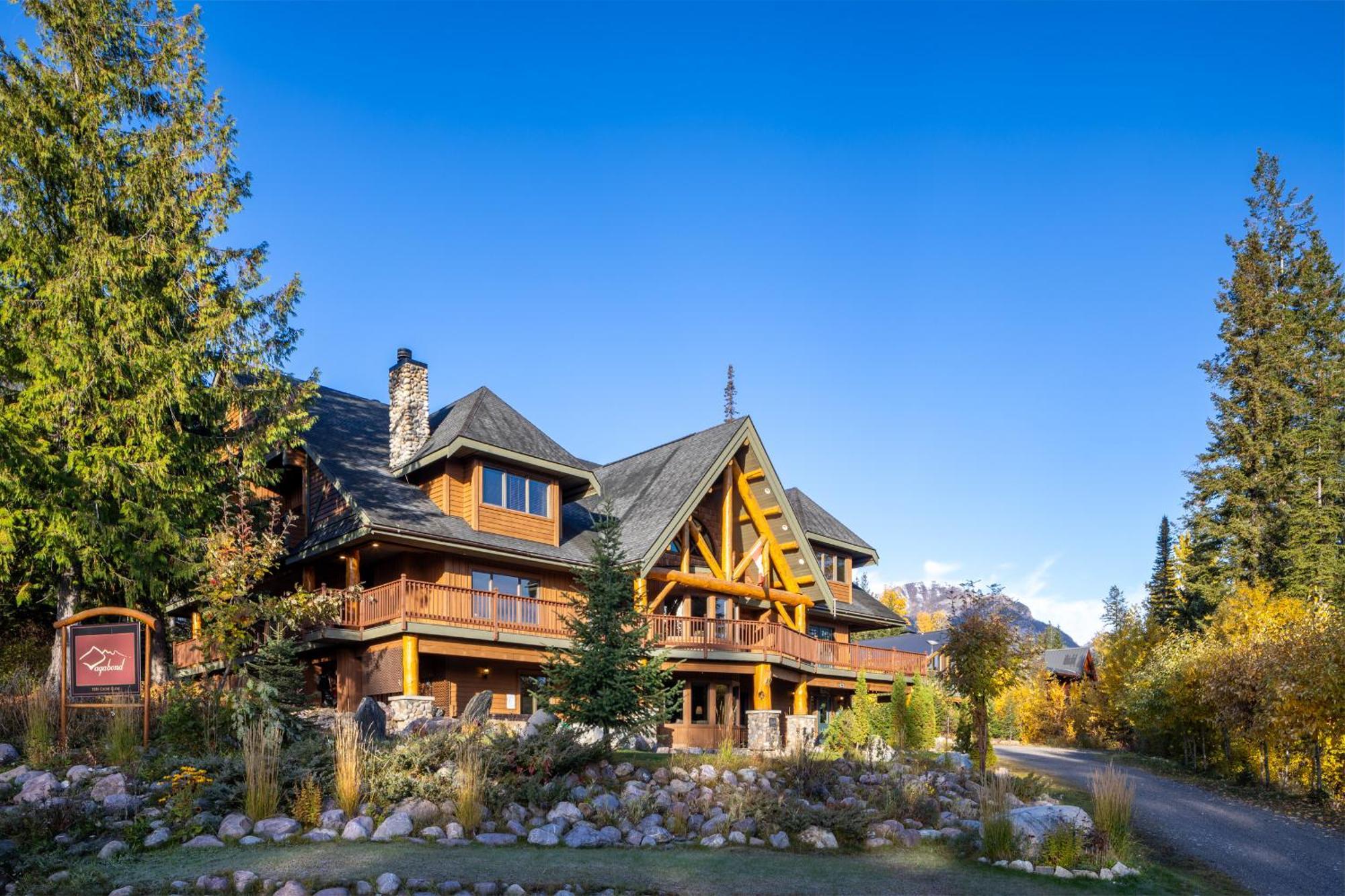Vagabond Lodge At Kicking Horse Golden Luaran gambar