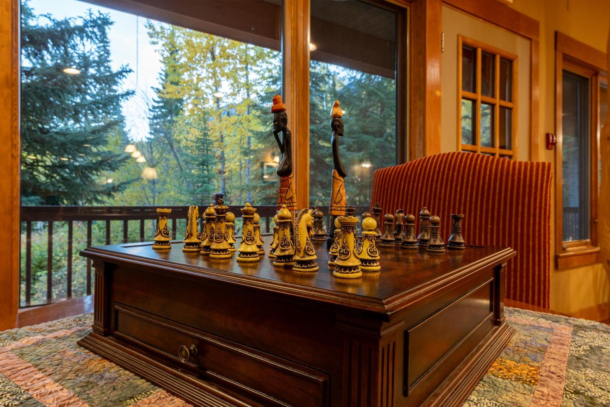 Vagabond Lodge At Kicking Horse Golden Luaran gambar